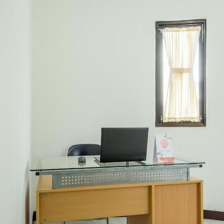 Oyo 1460 Anyelir Residence Cirebon Exteriör bild